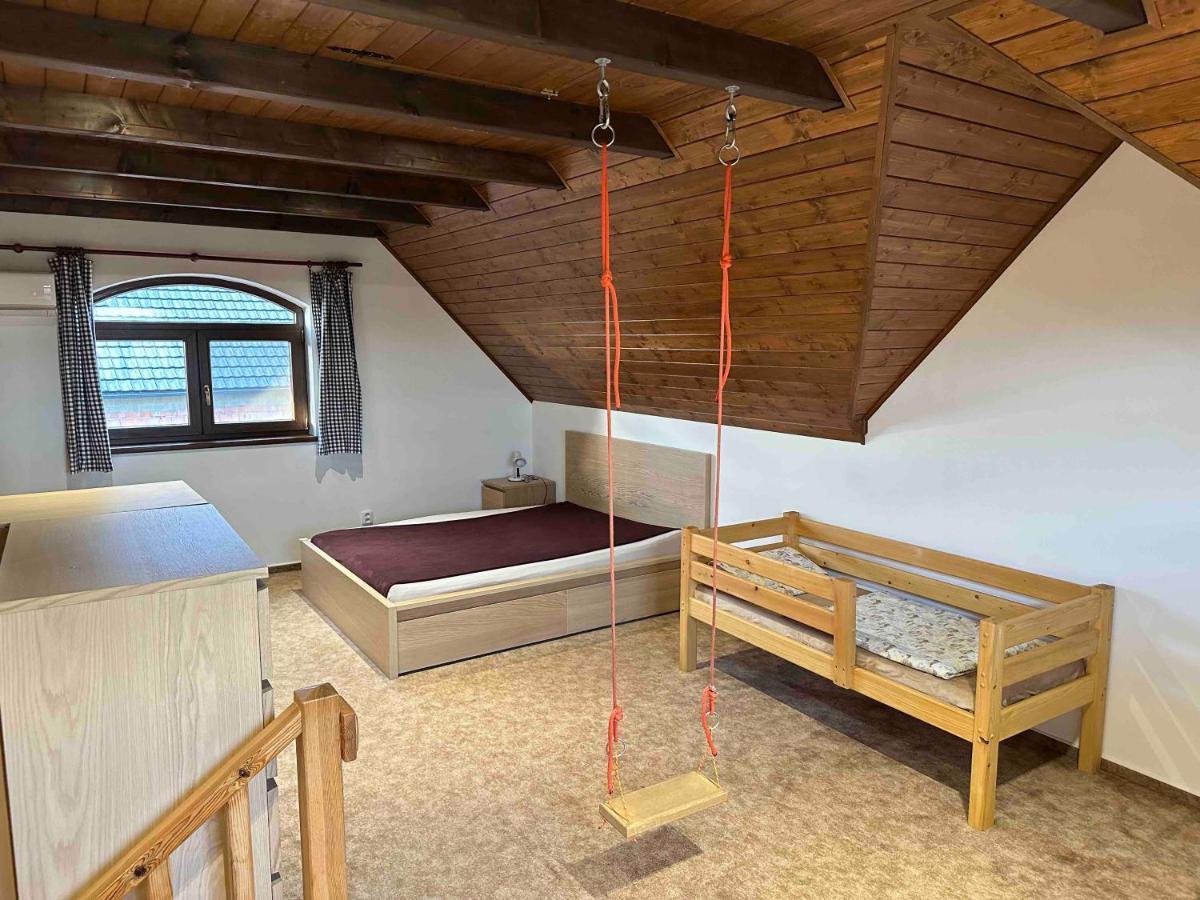 Penzion - Apartman Prestavlky Tršice المظهر الخارجي الصورة