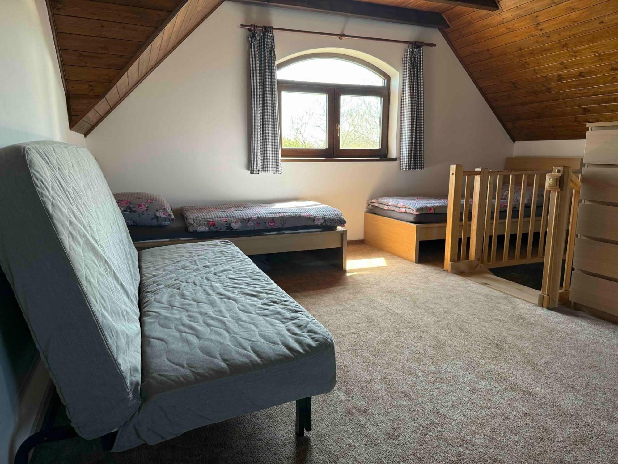 Penzion - Apartman Prestavlky Tršice المظهر الخارجي الصورة